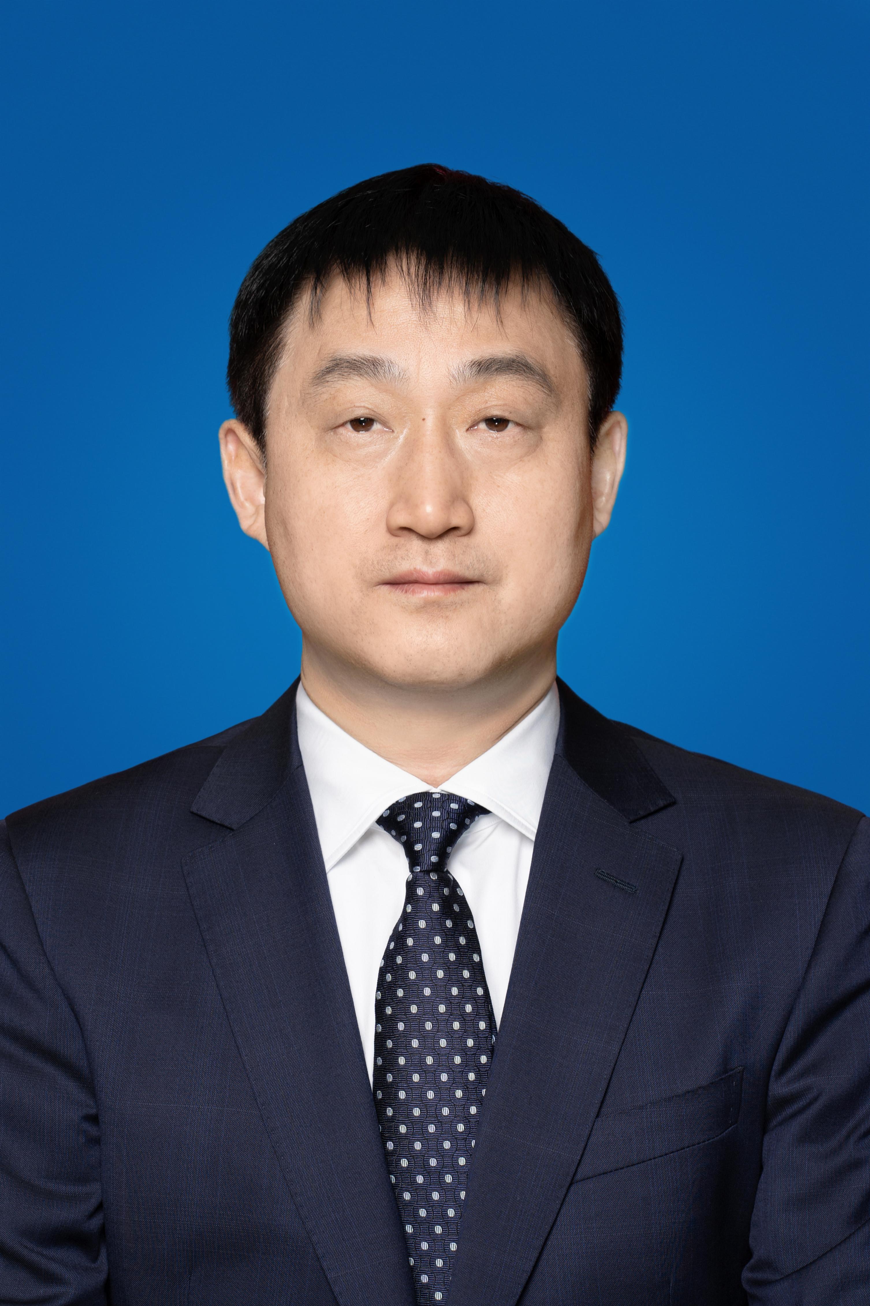 崔步银.jpg