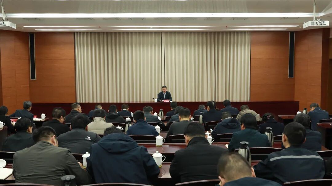 市应急管理局举行学习贯彻党的二十届四中全会精神宣讲报告...